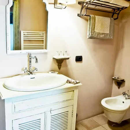 Casina Le Conserve 招待所 2*