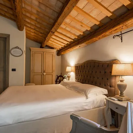 Casina Le Conserve 2*